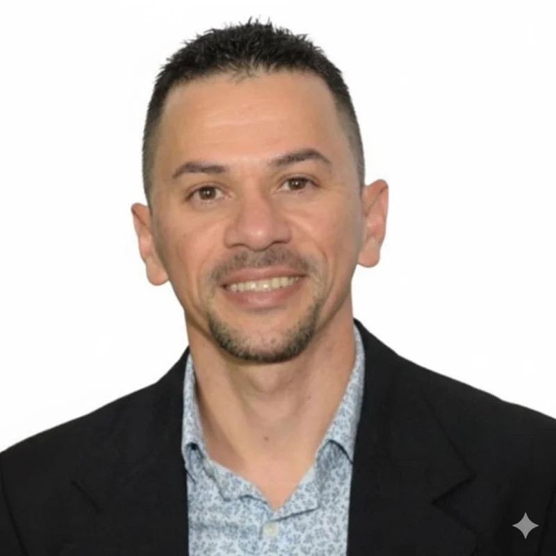 Tiago Menezes dos Santos